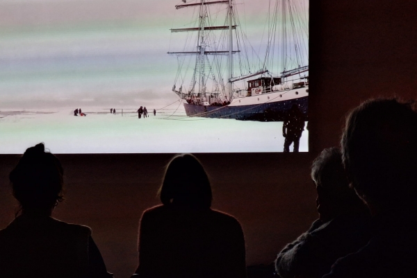 film evening Glacial Fire